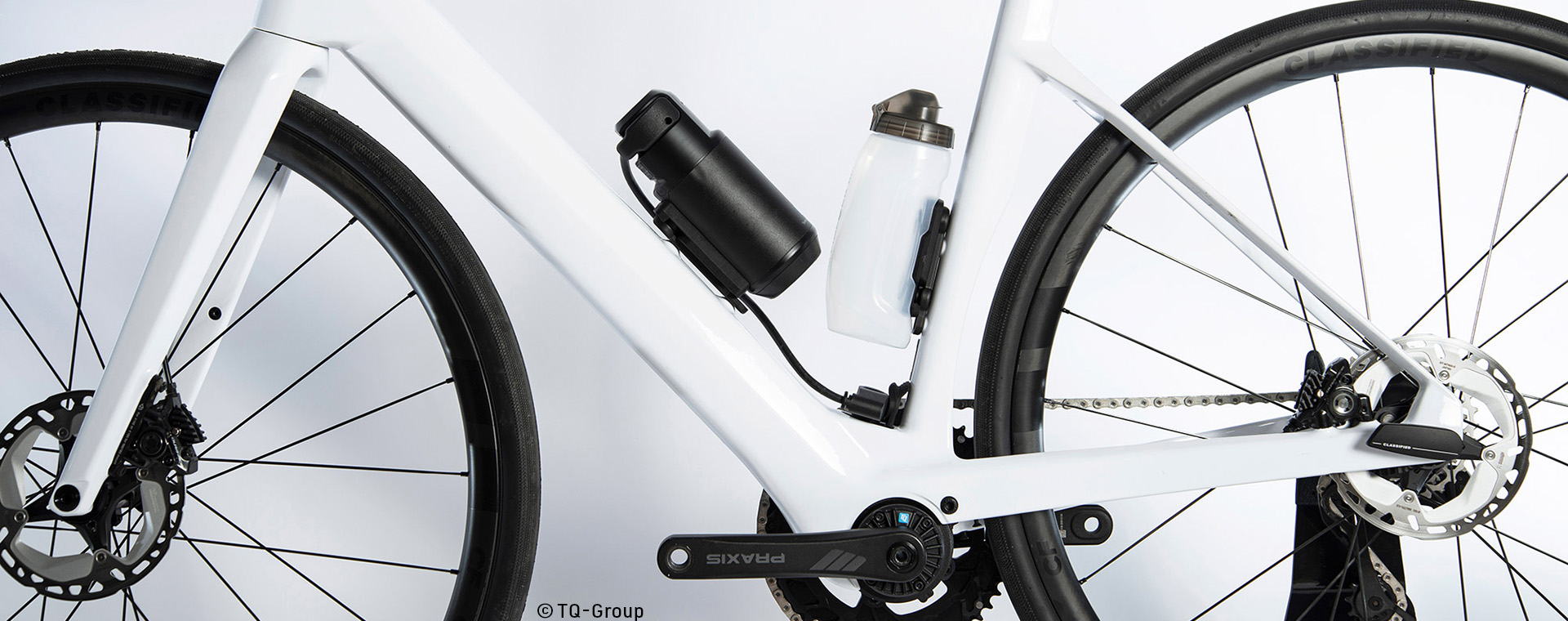 Fullsize picture of the Range Extender by TQ with the FIDLOCK bike base