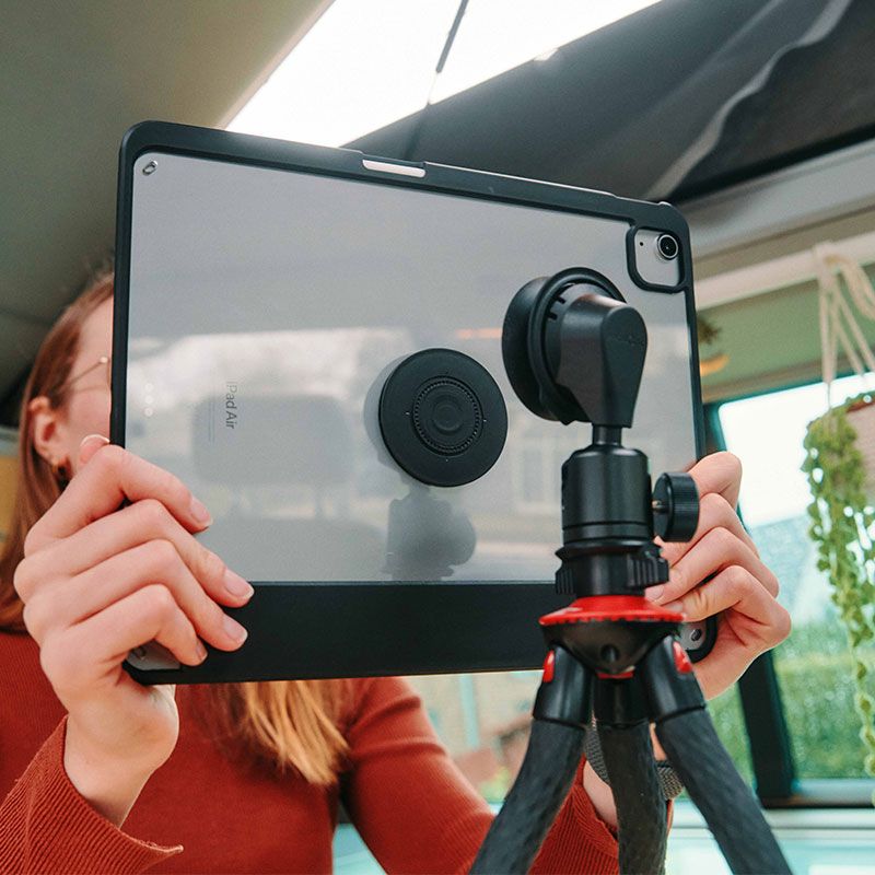 VACUUM_tablet-case_12,9Zoll_BLK_Befestigung_vorhalten_1920x1920