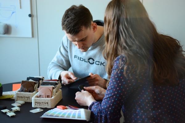 fidlock-custom development-buckle-test-briefing-material