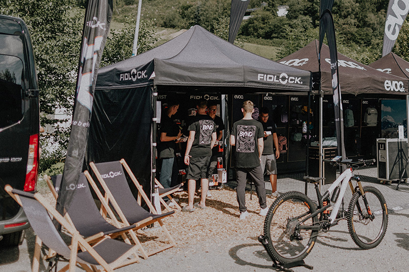 FIDLOCK Stand Beyond Festival 