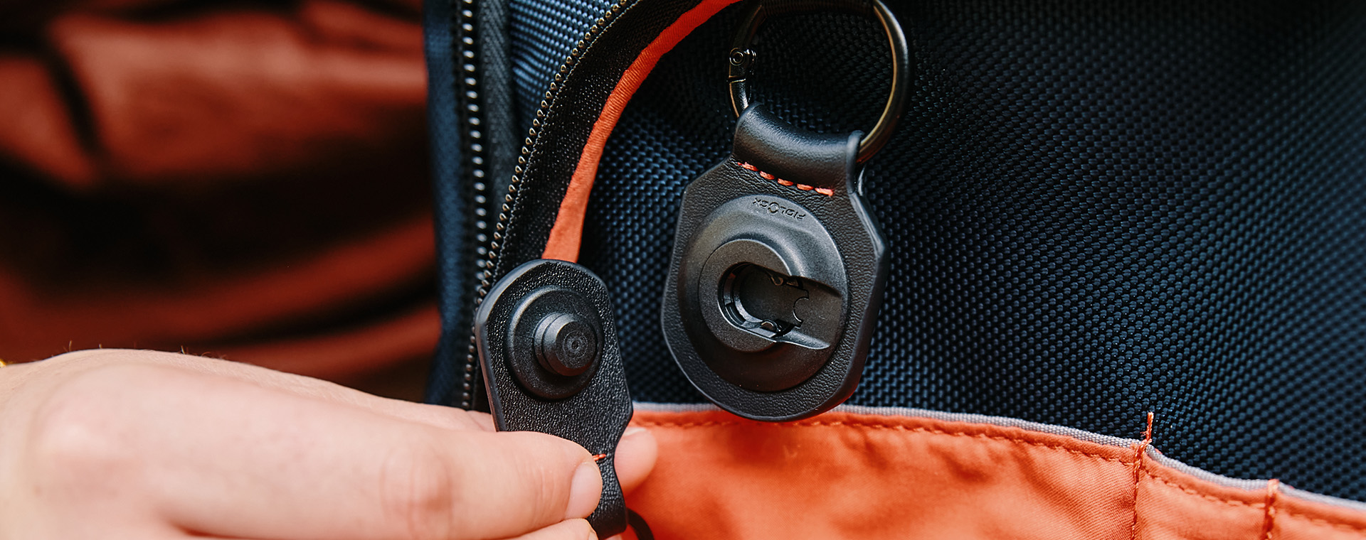 everki keychain with fidlock fasteners 