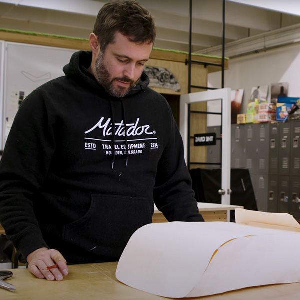 picture of the designer of the bag 