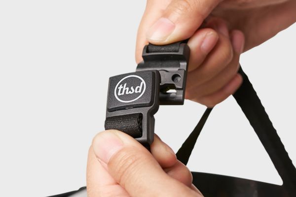 fidlock buckle with logo print 