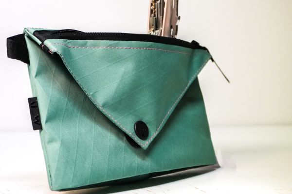 snap fasterener on the mod bag 
