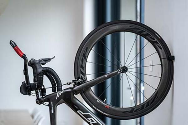 Preview of the HORNIT bike rack with the WINCH magnetic fastener