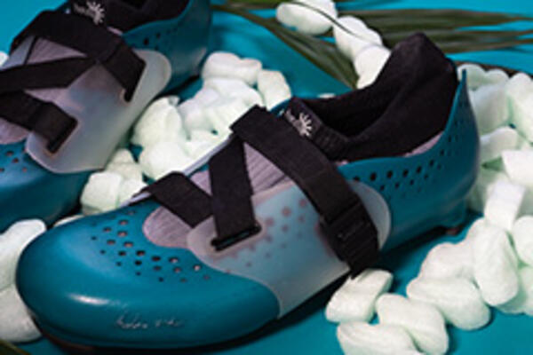 HEZO shoes with FIDLOCK buckle 