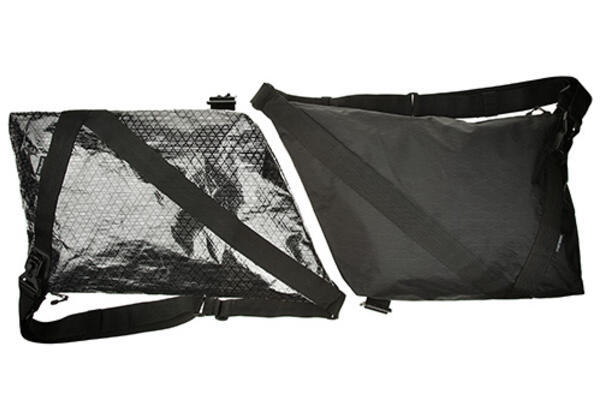 preview picture of the fastbag with FIDLOCK V-BUCKLE fasteners 