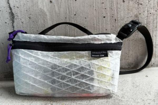 preview picture of the sling bag by braasi 