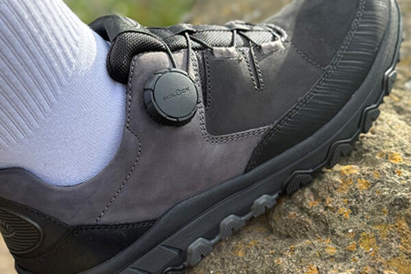 preview picture of the gabor shoe with fidlock 