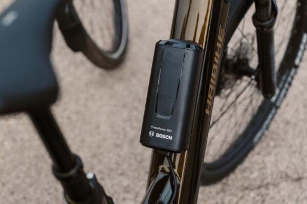 Bosch Powermore battery on a bike