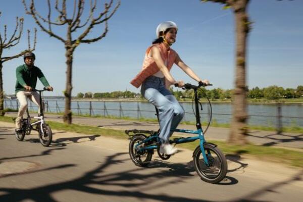 preview picture of velo de villes foltable bike 