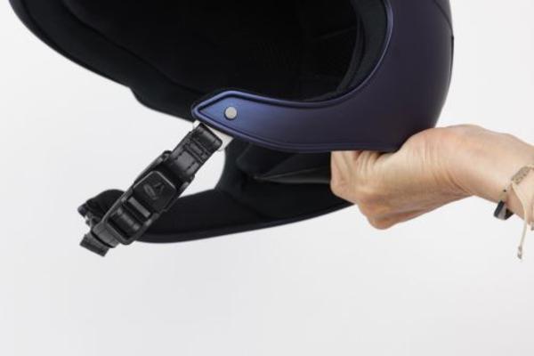 Equestrian helmet with fidlock fastener 