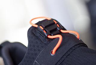 Preview Footwear fasteners - Shoe with Hook tanka