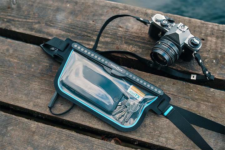 HERMETIC sling bag in use for outdoor photography