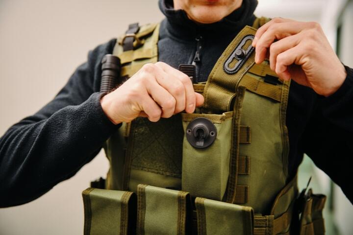 FIDLOCK buckles on green tactical vest