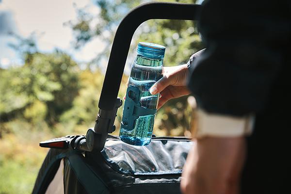 Queridoo with fidlock fasteners