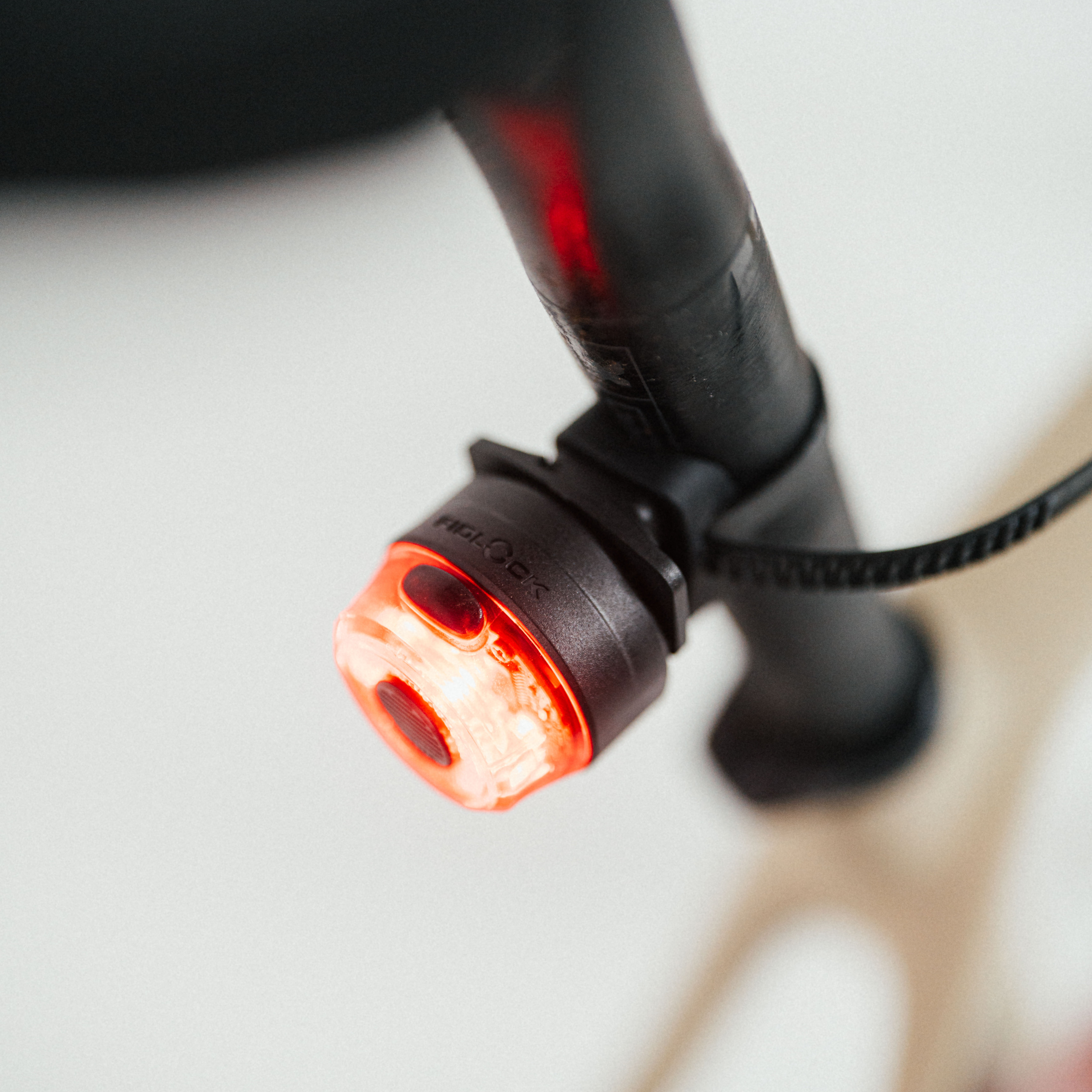 PINCLIP battery light