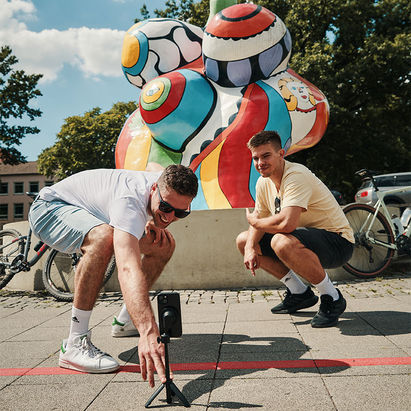 FIDLOCK-LP-PHOTO-VACUUM-mini-tripod-base-location-selfie-Timer-Hannover-Nanas