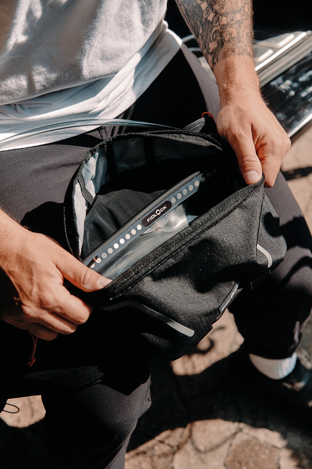 HIP BELT + HERMETIC hip bag hydration bladder